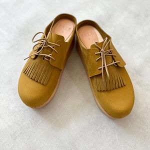 Bryr Zoe Clogs in Fennel